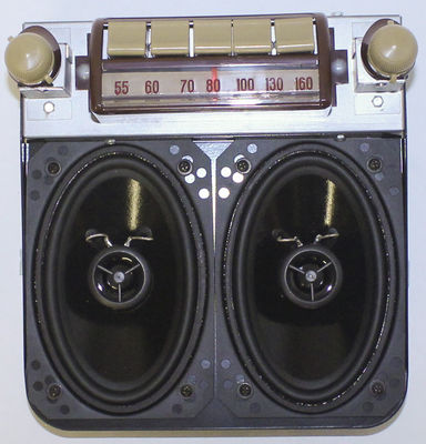 Radio And Speakers - AM/ FM/ Stereo. 47-53 GMC Trucks Photo Main